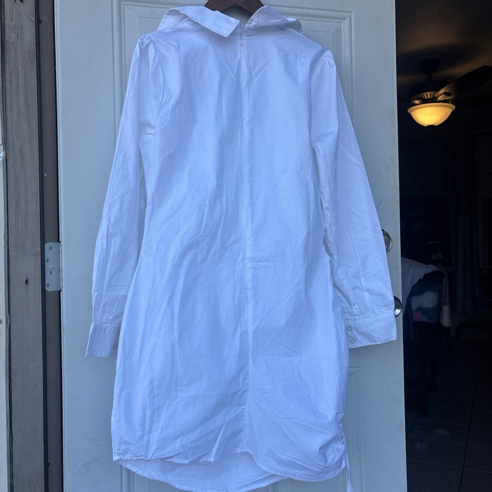 PrettyLittleThing White Collared Shirt - Picture 6 of 7